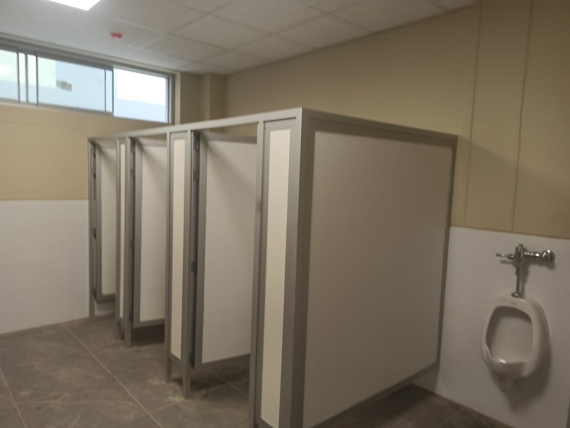 Divisiones de baño en drywall