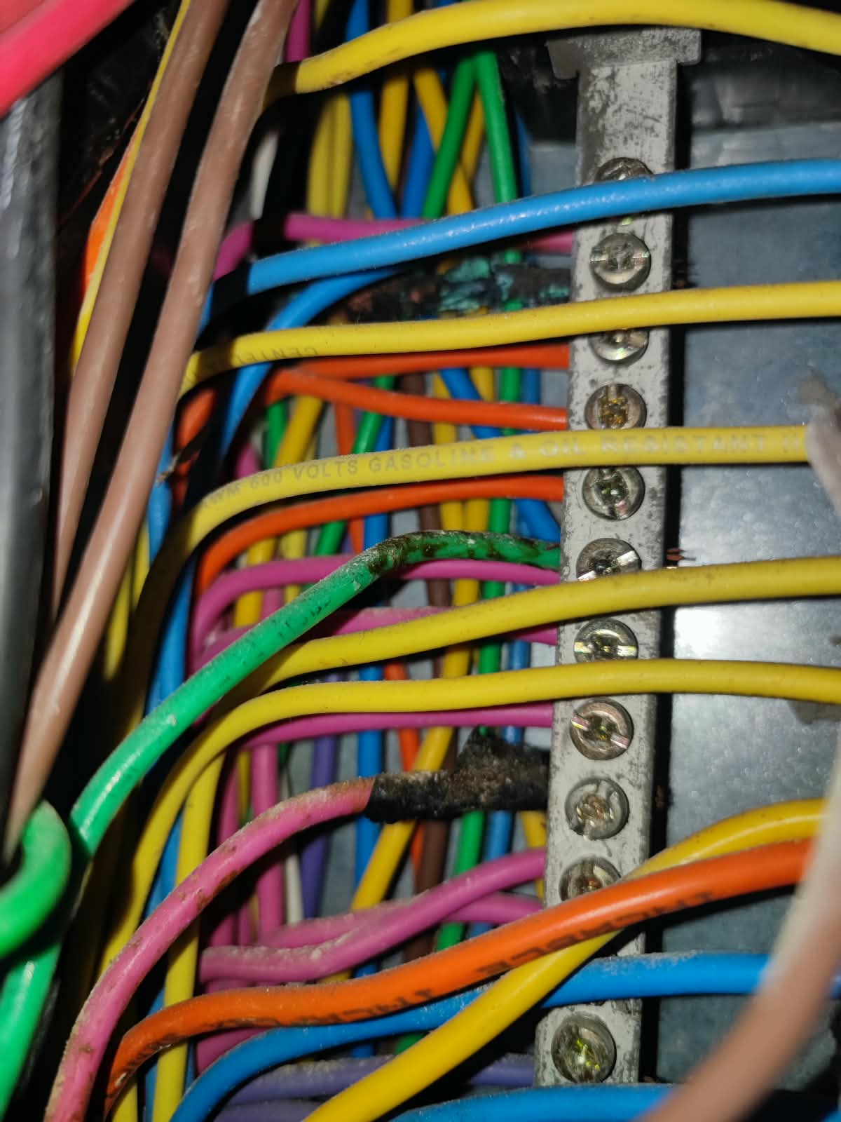 Trabajo de cableado eléctrico