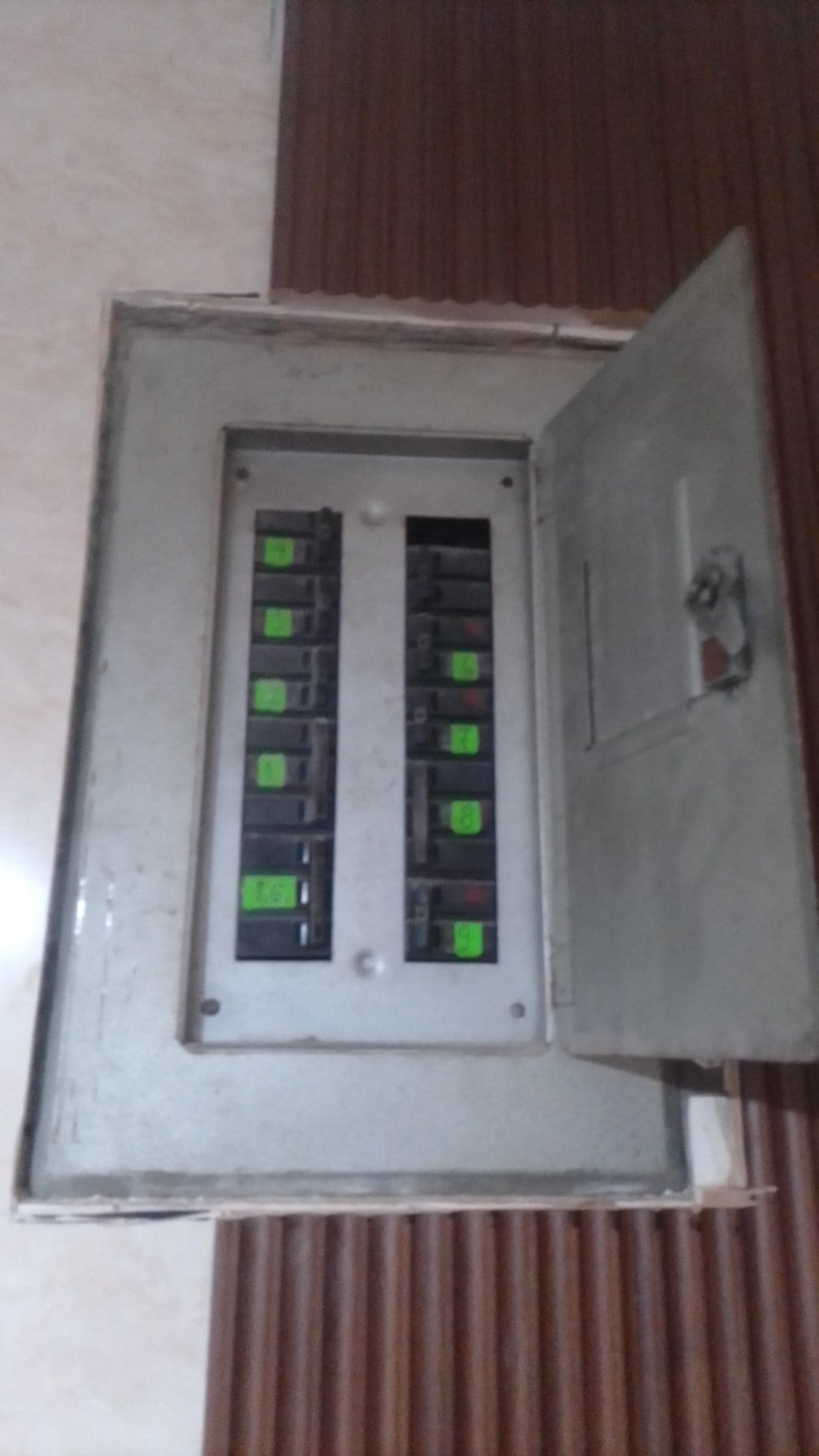 Técnico electricista solucionamos tus emergencias electricas