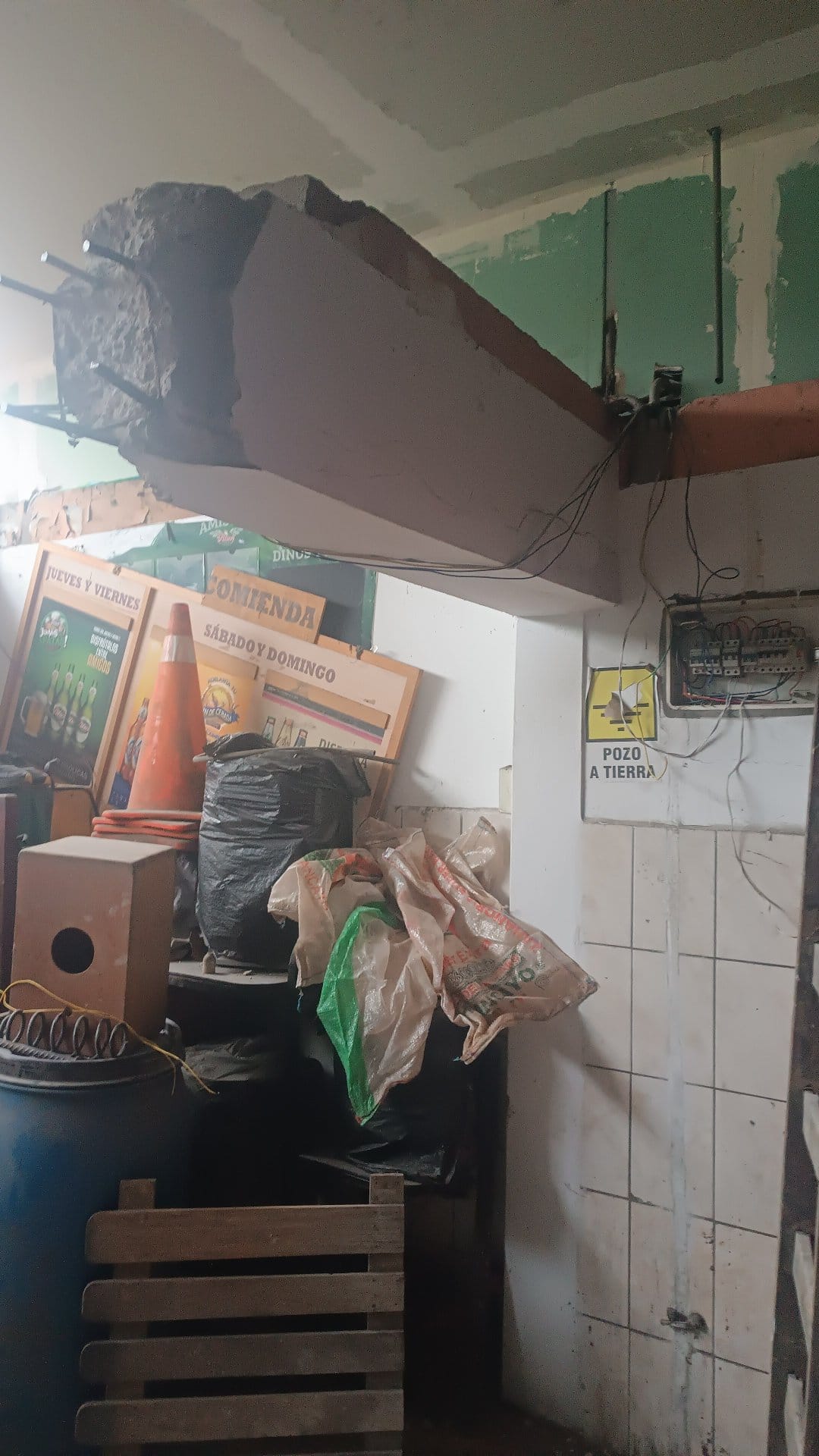 Demolición de vigas