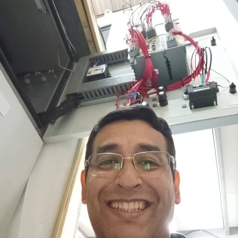 Técnico Electricista industrial y residencial 5