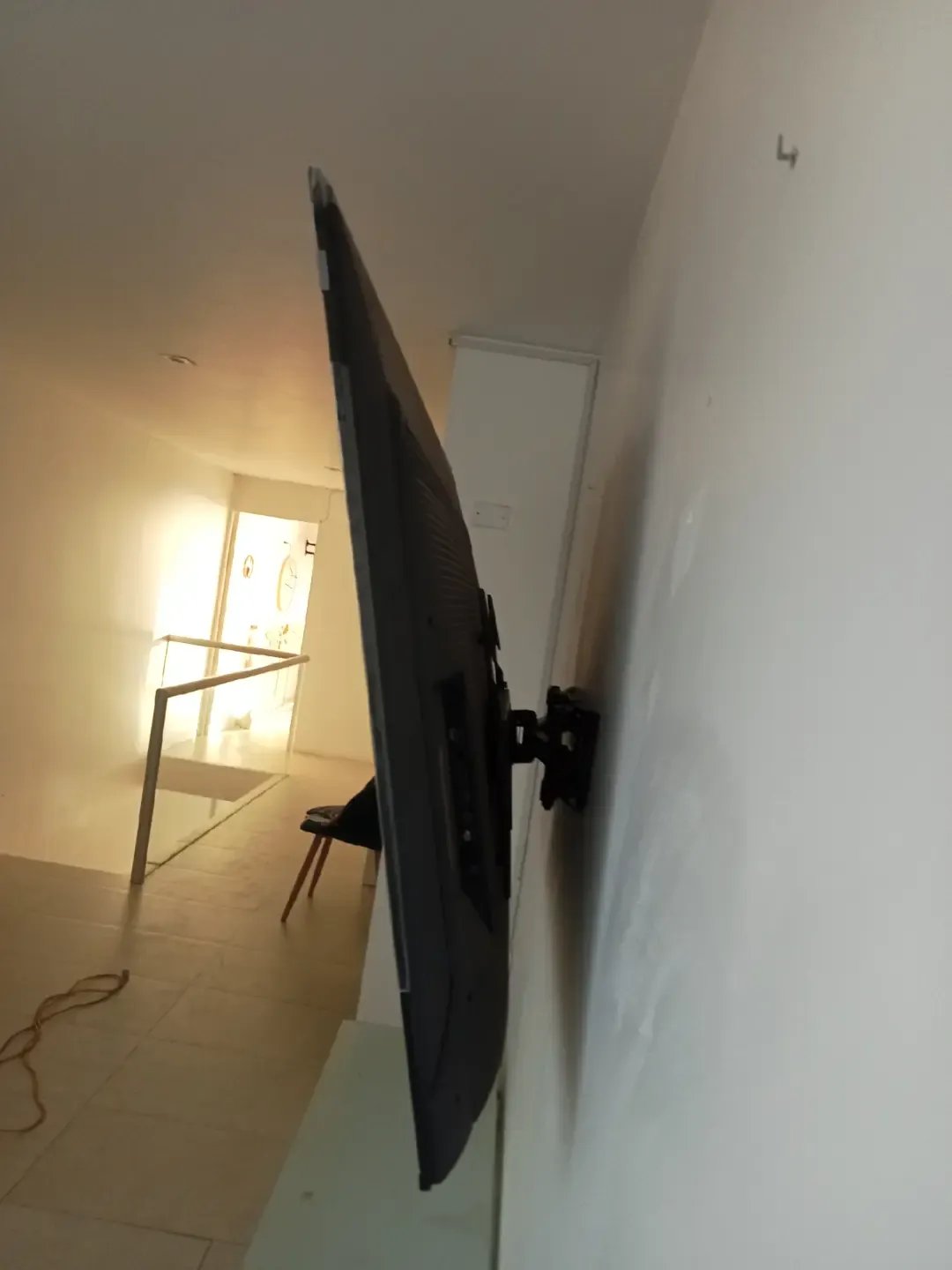 venta e instalación de racks para TV 1