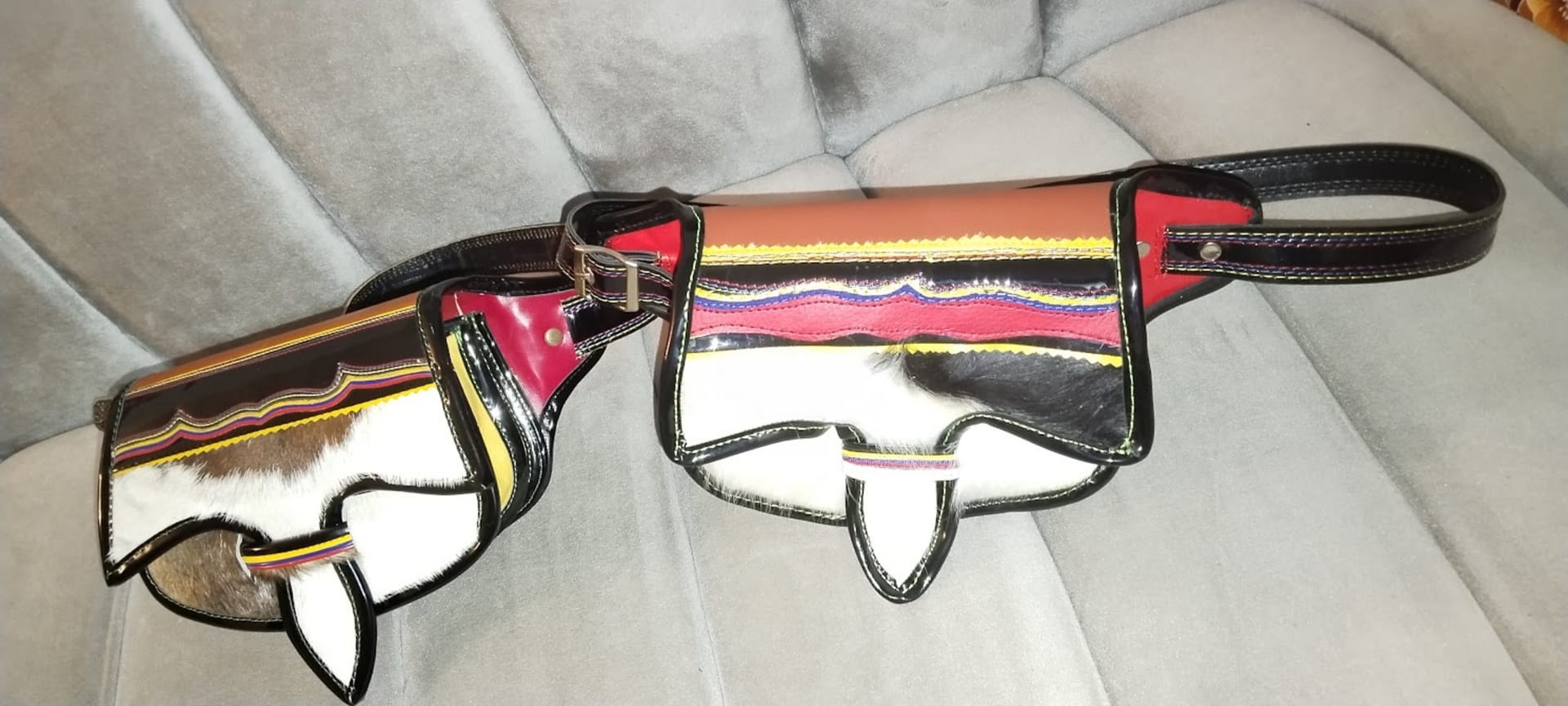 Tengo taller con maquinas,planas y de codo izquierdo para fabricar artículos de marroquíneería, 3