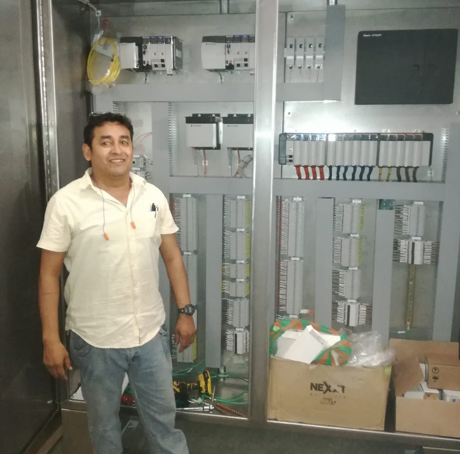 Técnico Electricista industrial y residencial 4