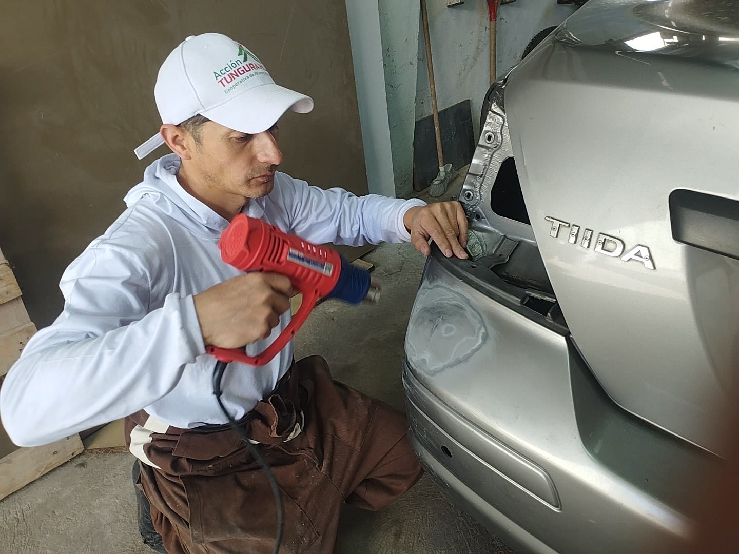 Taller de Enderezada y pintura automotriz